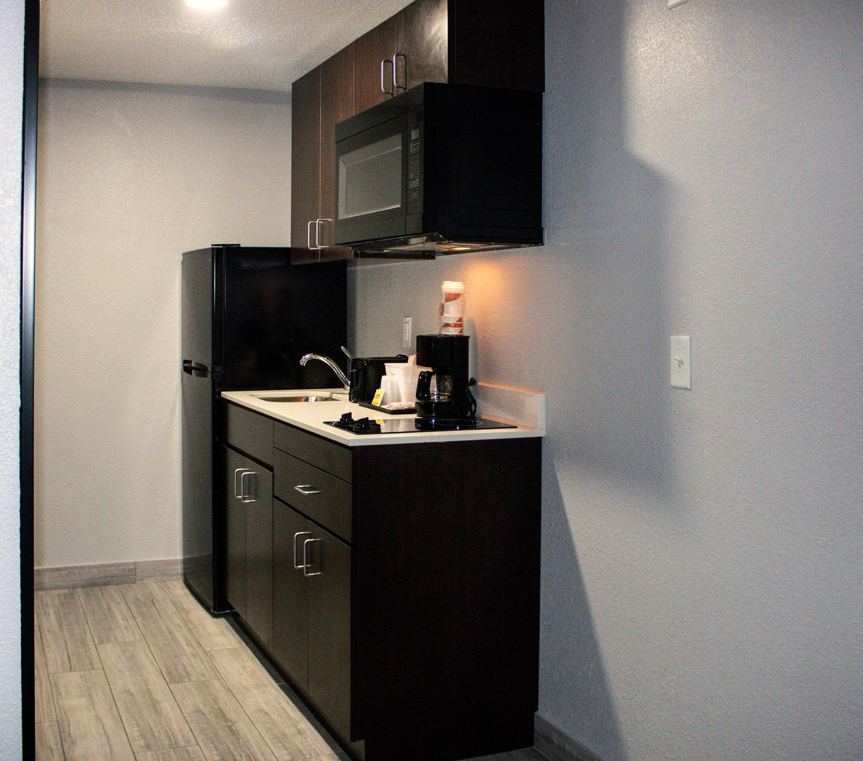 Quality Inn Roseville-Detroit North מראה חיצוני תמונה