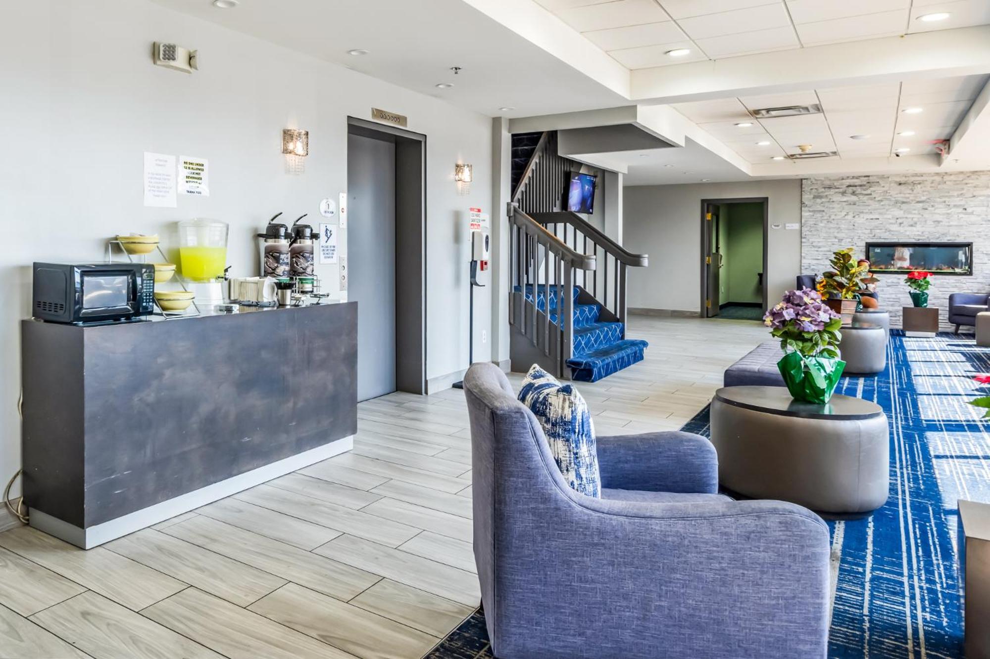Quality Inn Roseville-Detroit North מראה חיצוני תמונה